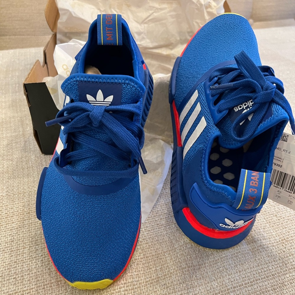 Adidas NMD R1 Sneaker size 5Y Royal Blue